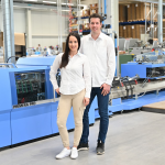 Siblings Marina Gander and Yannick Bucher make up executive management at Schär Druckverarbeitung AG. They are impressed by the possibilities of the Primera PRO.
